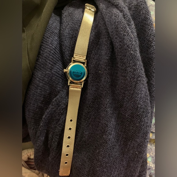 Women wrist watch - Picture 2 of 2